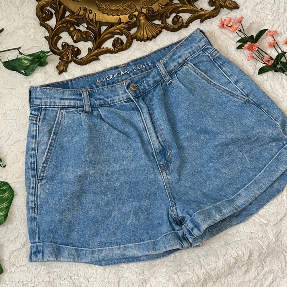 American Eagle Mom Shorts